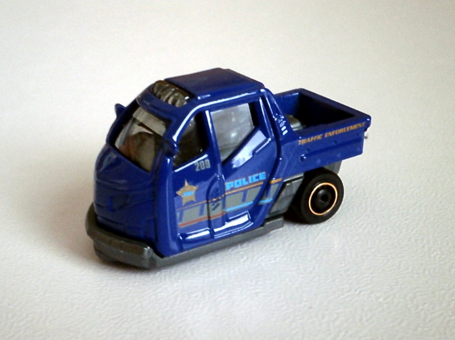 2017 Matchbox #70 Meter Made in Blue Loose DVK80 48A