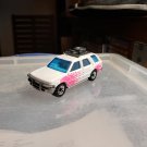 1996 Matchbox MB56 isuzu Rodeo in White Loose MB273 48B