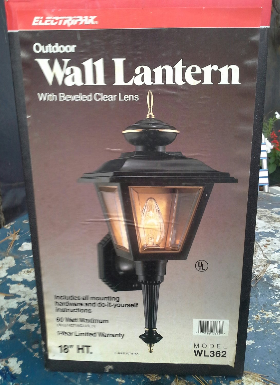 Electripak Outdoor Wall Mount Lantern