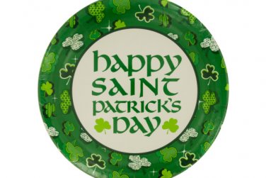 Shamrock Round Party Plates Set