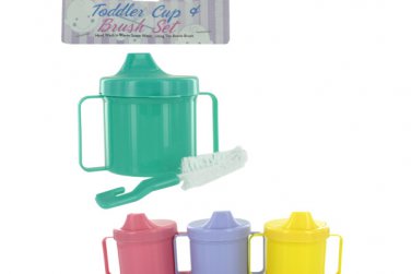 Toddler cup with brush