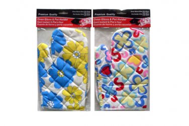 Oven glove and pot holder set