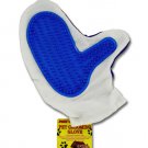 Pet grooming glove