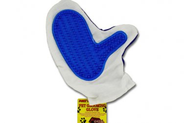 Pet grooming glove