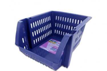 Stackable storage baskets
