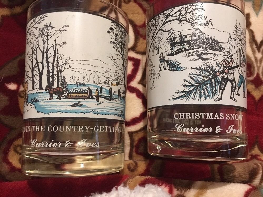Currier & Ives Arby's Christmas Glasses Set Of 2 Vintage Colllectibles