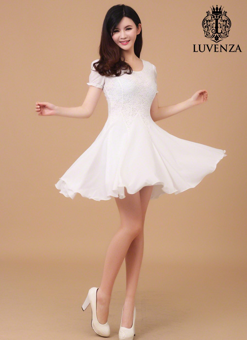 Short Sleeved White Stretchy Floral Lace and Chiffon Cocktail Mini Dress with Puffed Sleeves