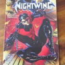 Nightwing Vol. 1: Traps and Trapezes The New 52