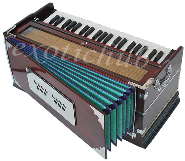 HARMONIUMPETIBAJA 3½ OCTAVE9 STOPS4 SHRUTI440 HzYOGABHAJAN