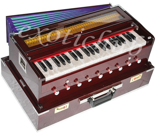 PORTABLE HARMONIUM3½ OCTAVES440 Hz9 STOPSHRUTIYOGABHAJANKIRTAN