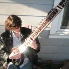 ROSEWOOD ELECTRIC SITAR GUITAR FUSION. BEAUTIFULLY CARVED. TWIN PICKUPS + DVD ROSEWOOD ELECTRIC SITAR GUITAR FUSION. BEAUTIFULLY CARVED. TWIN PICKUPS + DVD