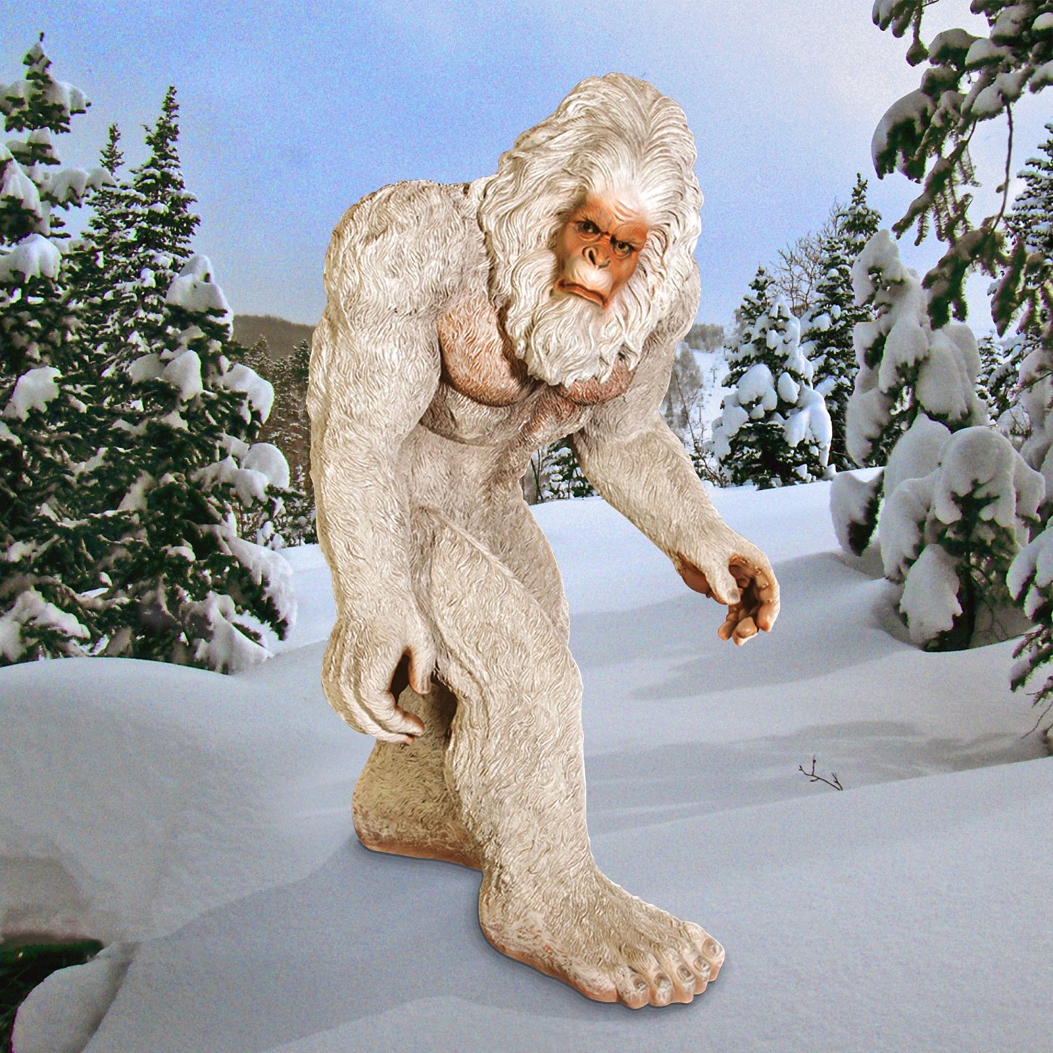 Что делает снежный человек. Йети снежный. Yeti снежный человек. Йети Алтайский. Йети бигфут сасквоч Леший.