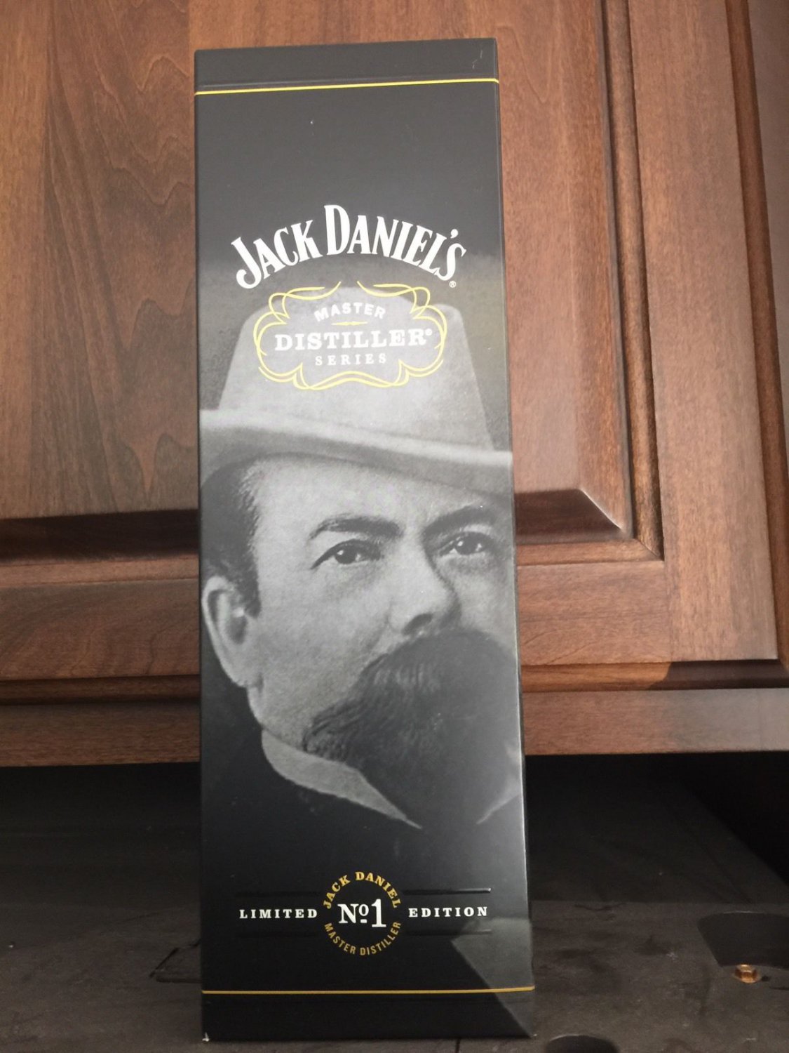 Jack Daniels Limited Edition Discontinued Master Distiller No 1 Gift Box 1L