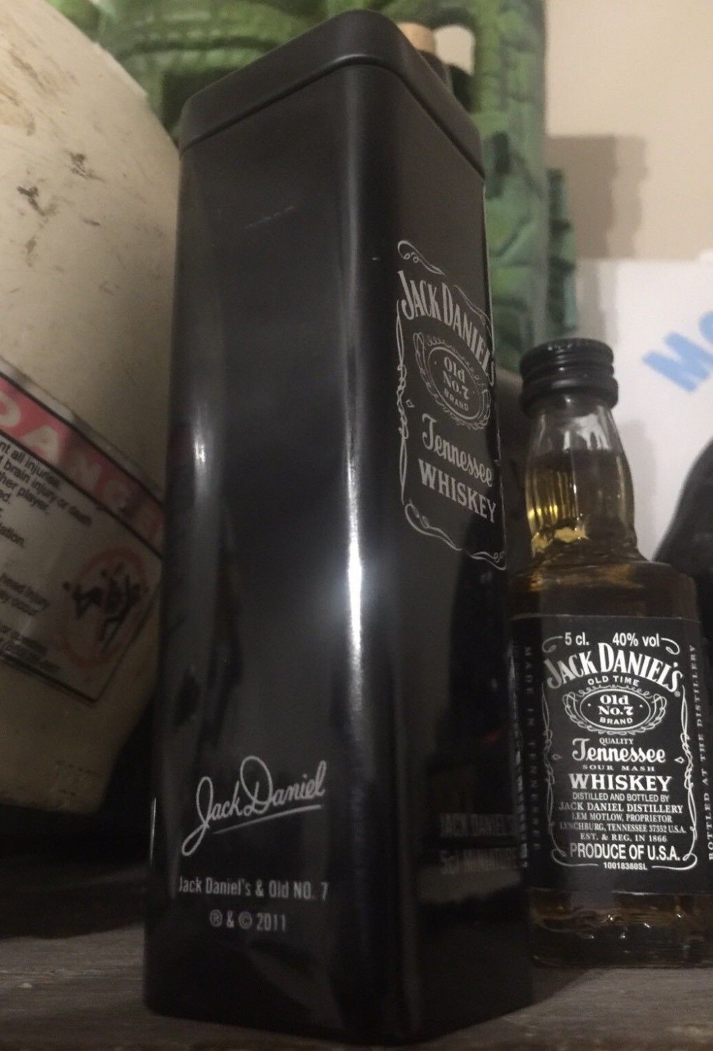 Jack Daniels 50cl Miniature Bottle Mini Classic Singles Pop Top Tin