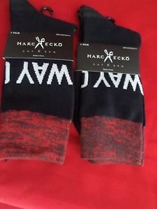 2 Pair Large Marc Ecko Cut & Sew Cotton Crew Socks 6-12 Red