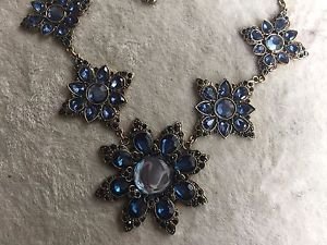 Gorgeous Vintage Inspired High Quality Flower Blue Stones Necklace