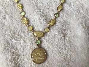 Beautiful Y Drop Design Necklace