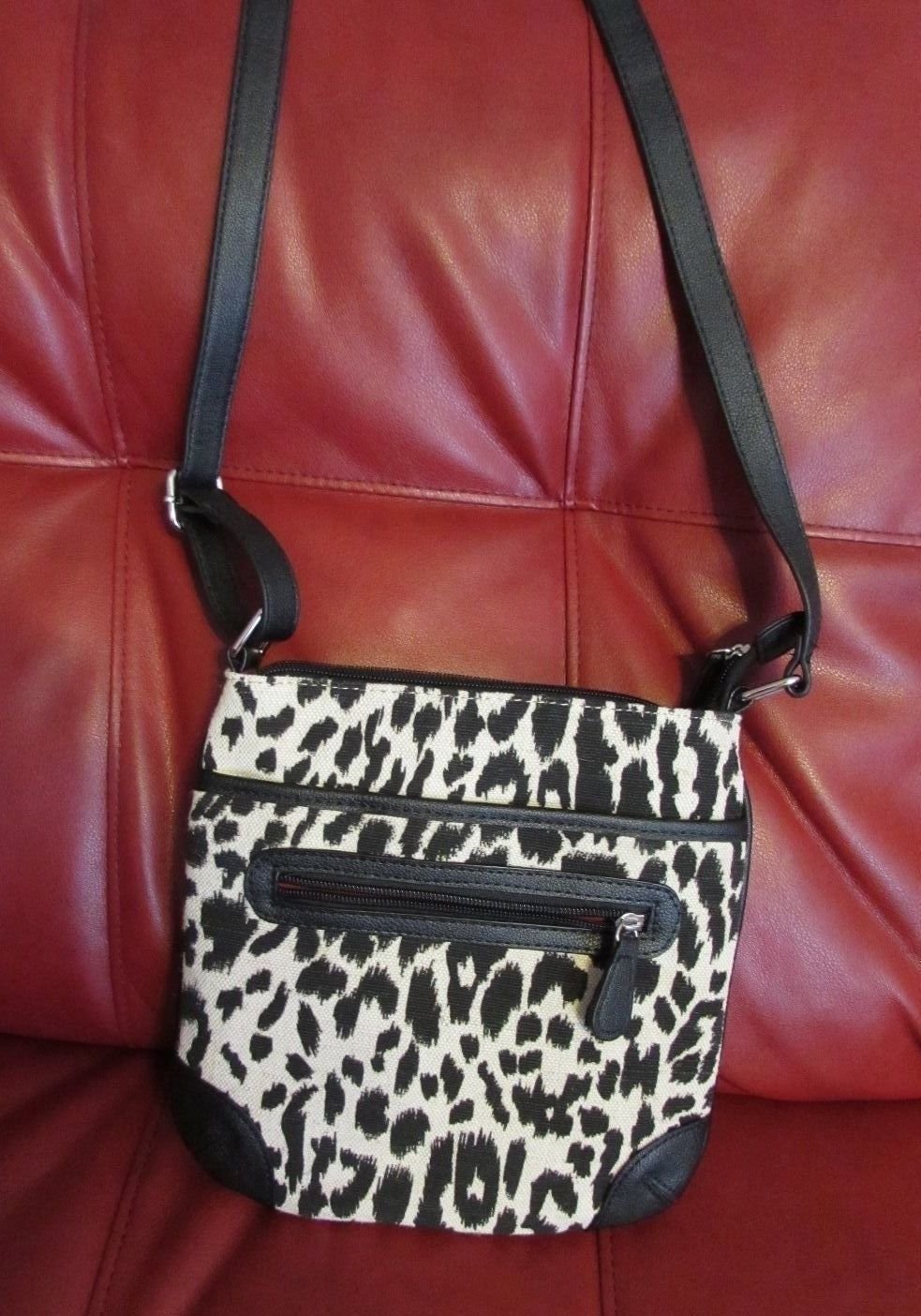 Chico's Leopard Print Messenger & Cross Body Purse w/Long Shoulder Strap