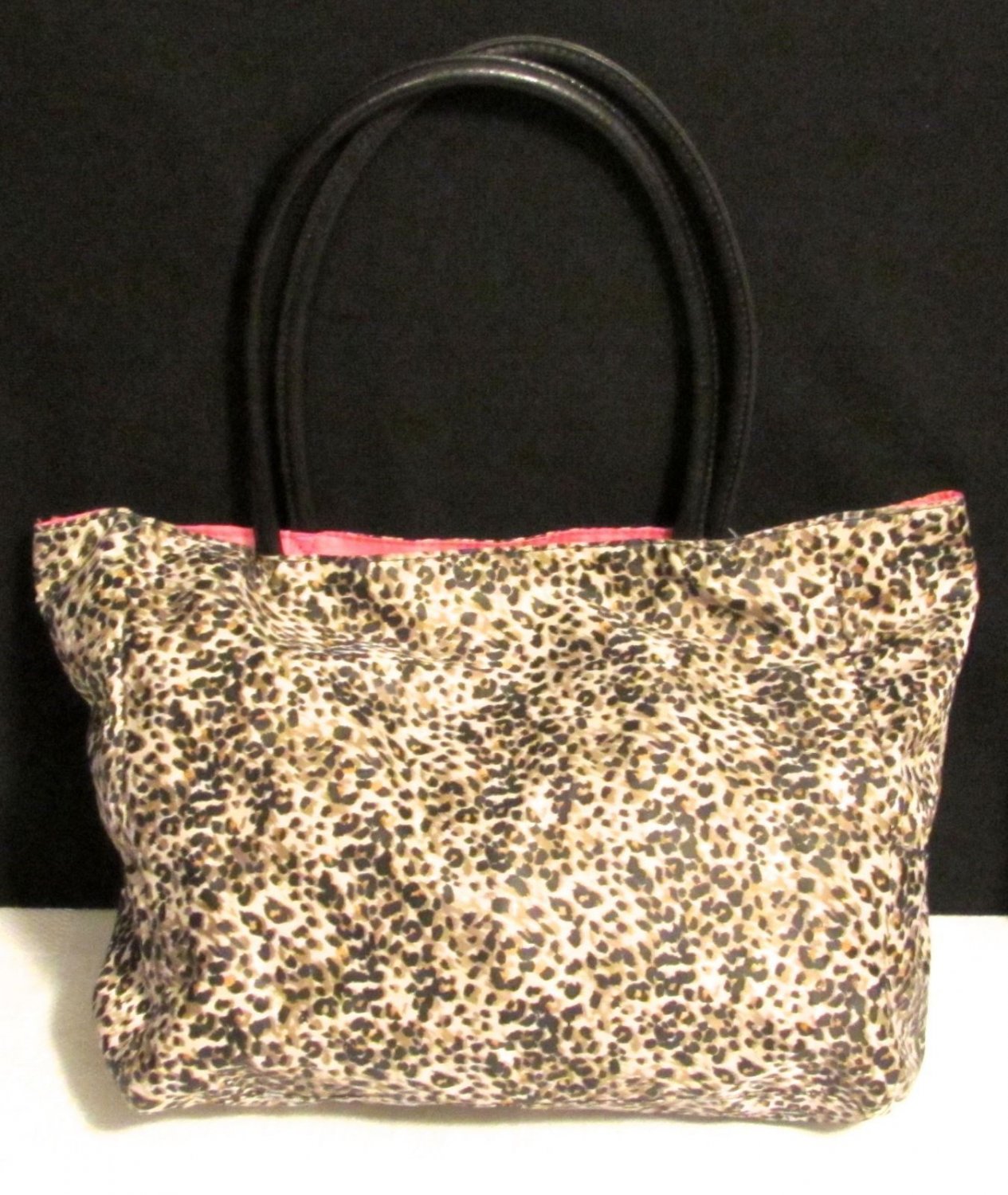 Wacoal Large Lightweight Leopard Print Shopper/Tote Pink Lining Multi-Color PVC