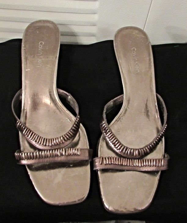Calvin Klein Bronze Metallic Slip On Sandals w/Trinkets on Vamp Size: 9
