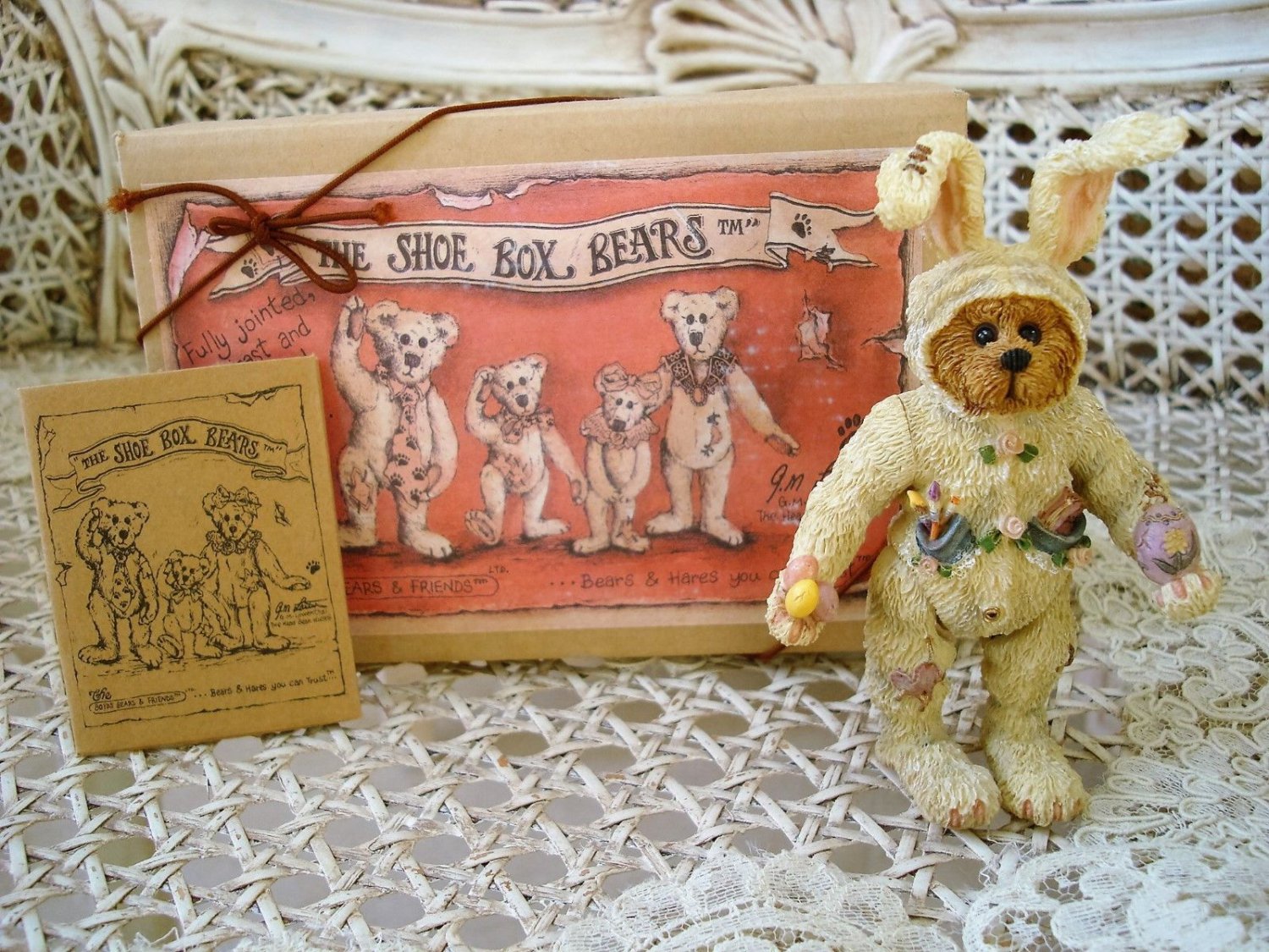 BOYDS MOMMA GRIZBERG EGG DECORATOR EASTER BUNNY *NEW IN BOX* RETIRED