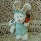 BOYDS JUNIPER BUNNYHUGS 10" BUNNY WITH CARROT EASTER **NEW STORE STOCK***