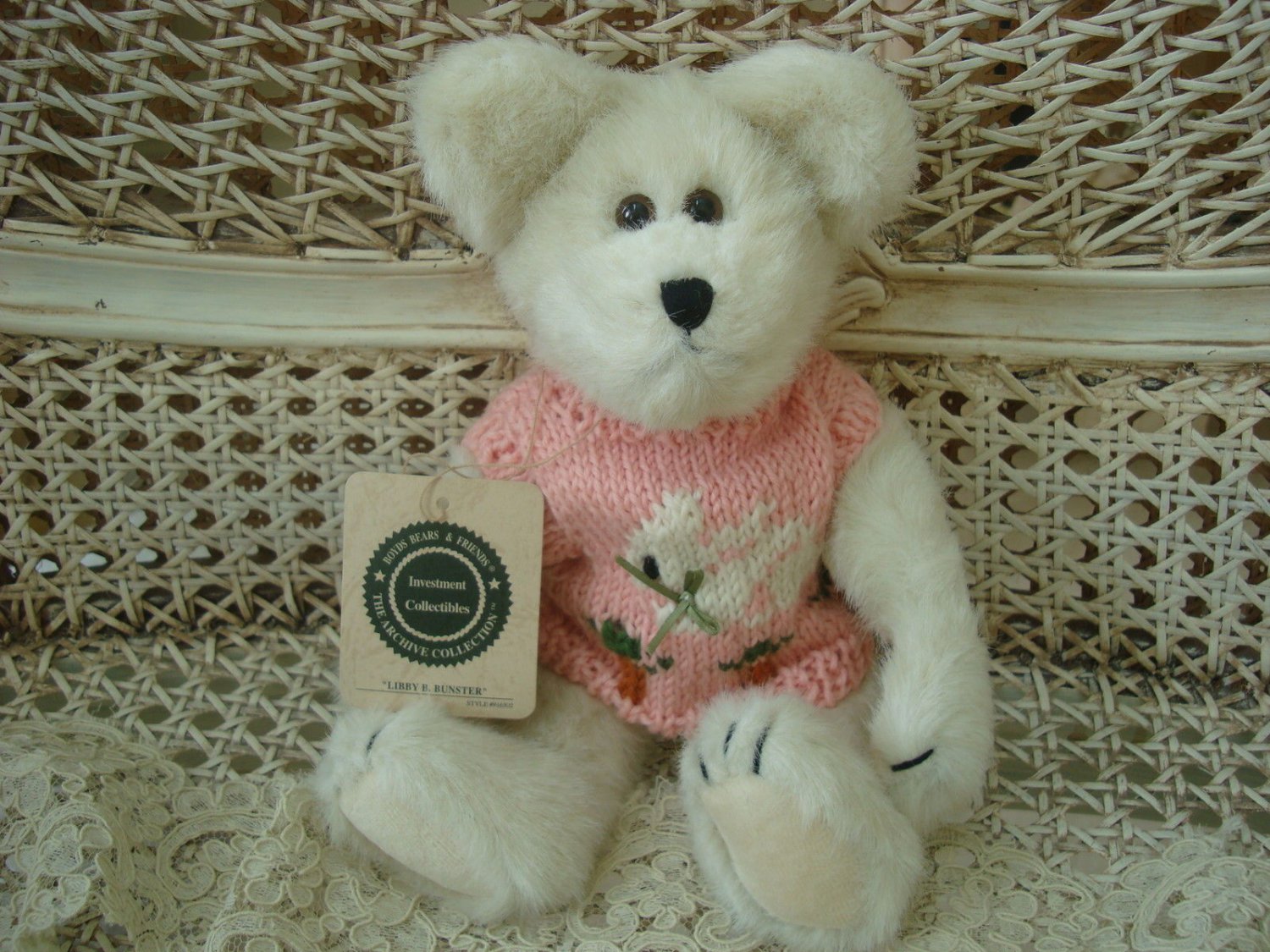 BOYDS LIBBY B. BUNSTER 10" EASTER BEAR WITH BUNNY SWEATER  **NEW STORE STOCK***