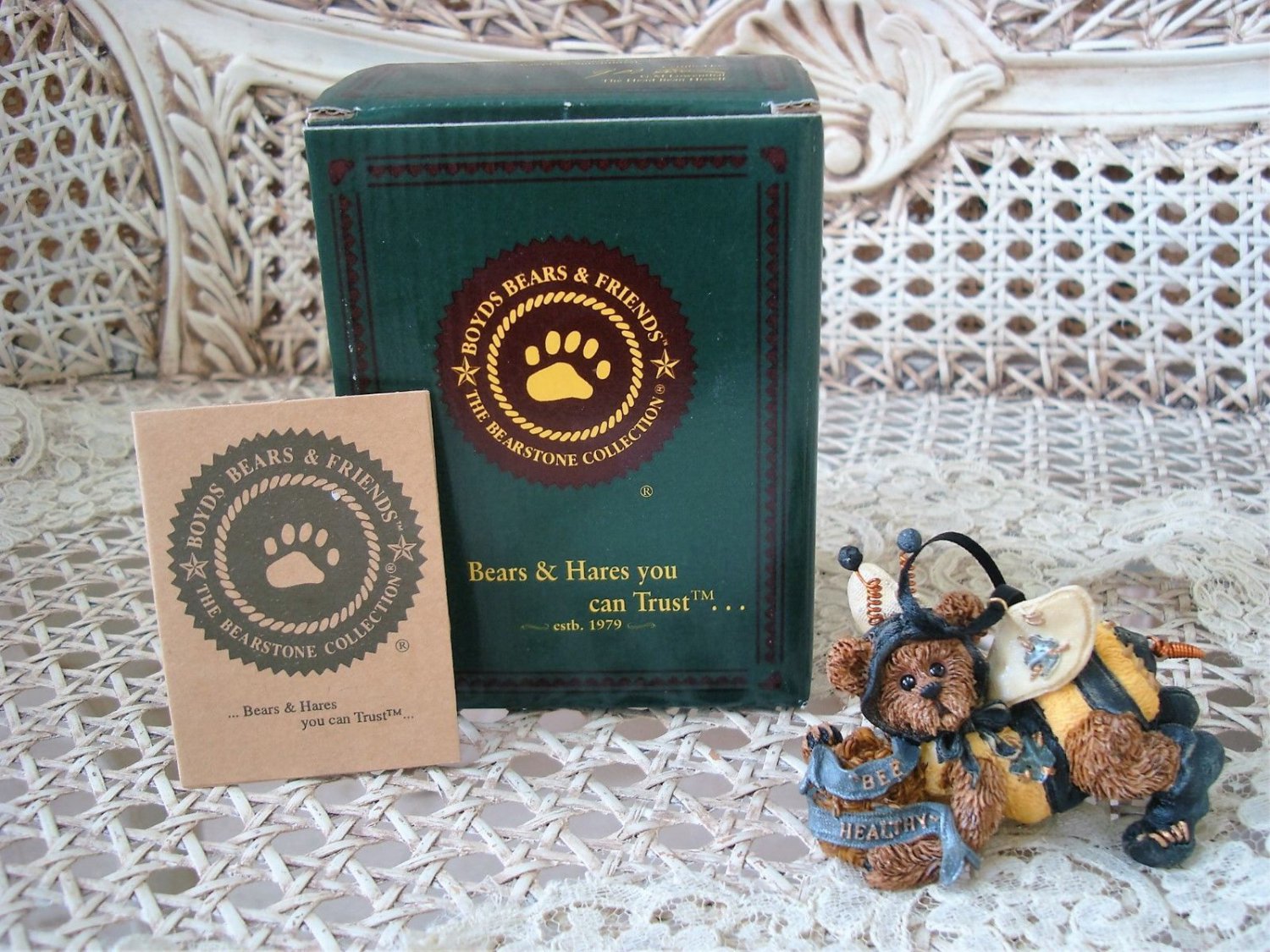 BOYDS DOC BUZZBY BEE BEARSTONE ORNAMENT *NEW IN BOX* RETIRED