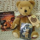 BOYDS 20TH ANNIVERSARY MATTHEW WITH WUZZIE & POSTCARD SET **NEW STORE STOCK***