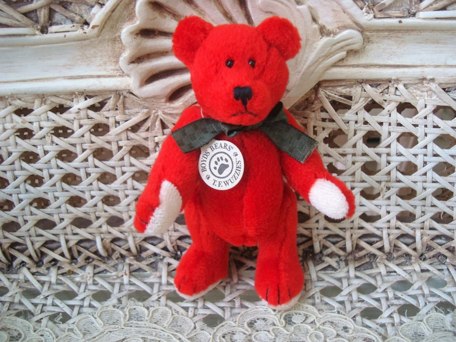 BOYDS T FRAMPTON WUZZIE 5" RED MINI BEAR CHRISTMAS RETIRED *NEW STORE STOCK*