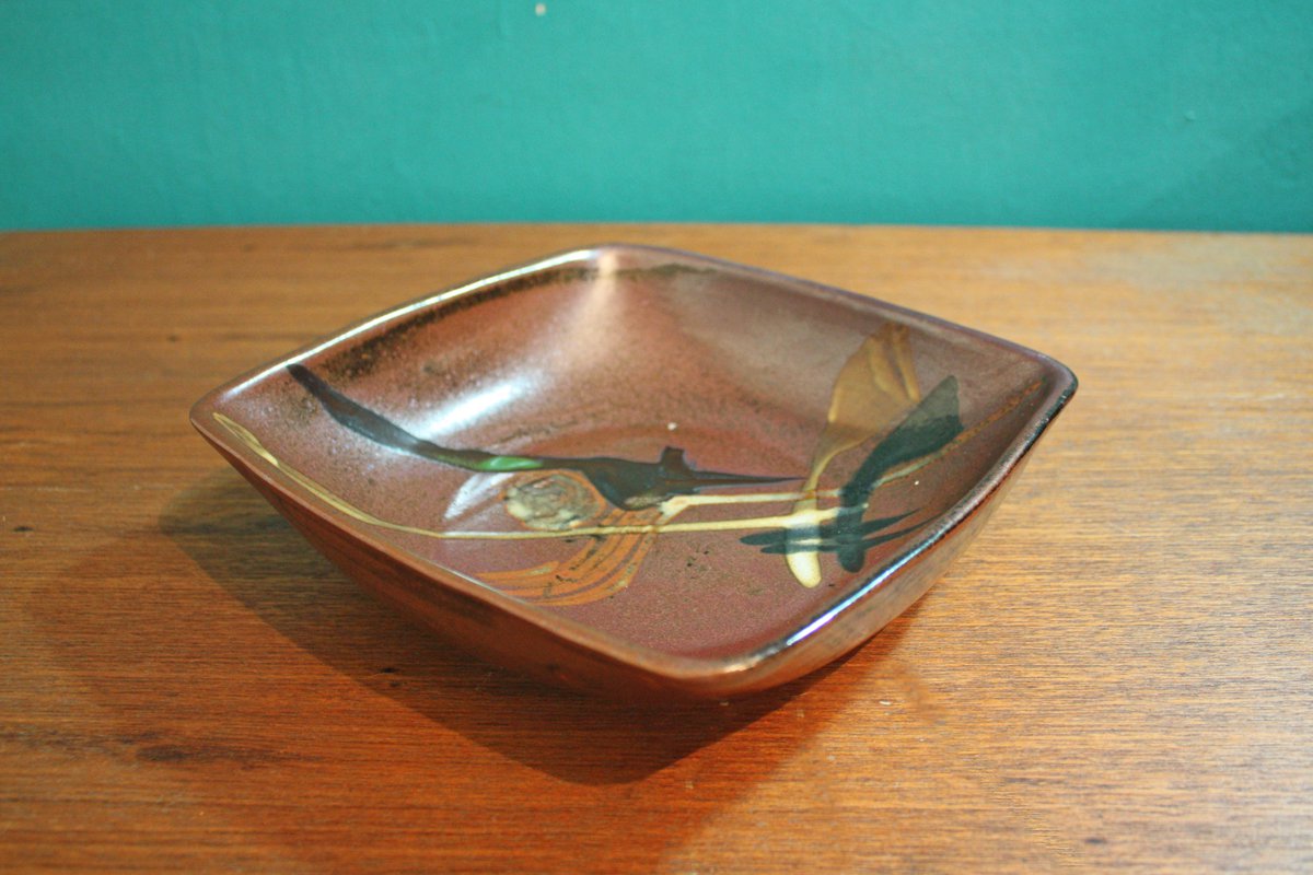 Stoneware ceramic tile
