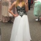 Long Black White Lace and Tulle Prom Dresses Party Evening Gowns E0514