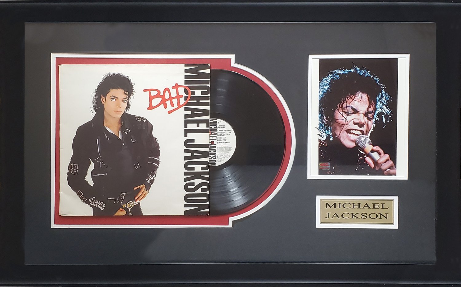 Michael Jackson Signed 8x10 Photo Framed with Bad Album