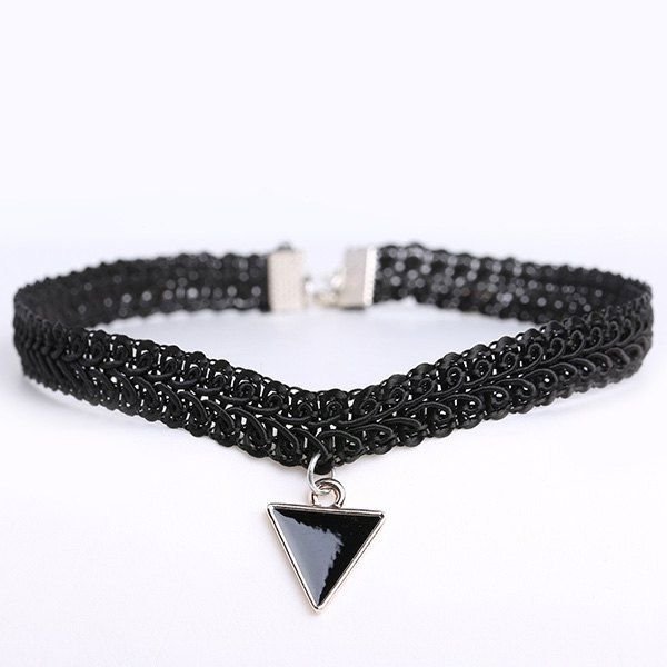 Triangle Choker Necklace