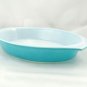Pyrex Turquoise Oval Princess 1&Acirc;&frac12; qt Casserole Dish Gold Color Scroll 945C Lid