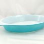 Pyrex Turquoise Oval Princess 1&Acirc;&frac12; qt Casserole Dish Gold Color Scroll 945C Lid