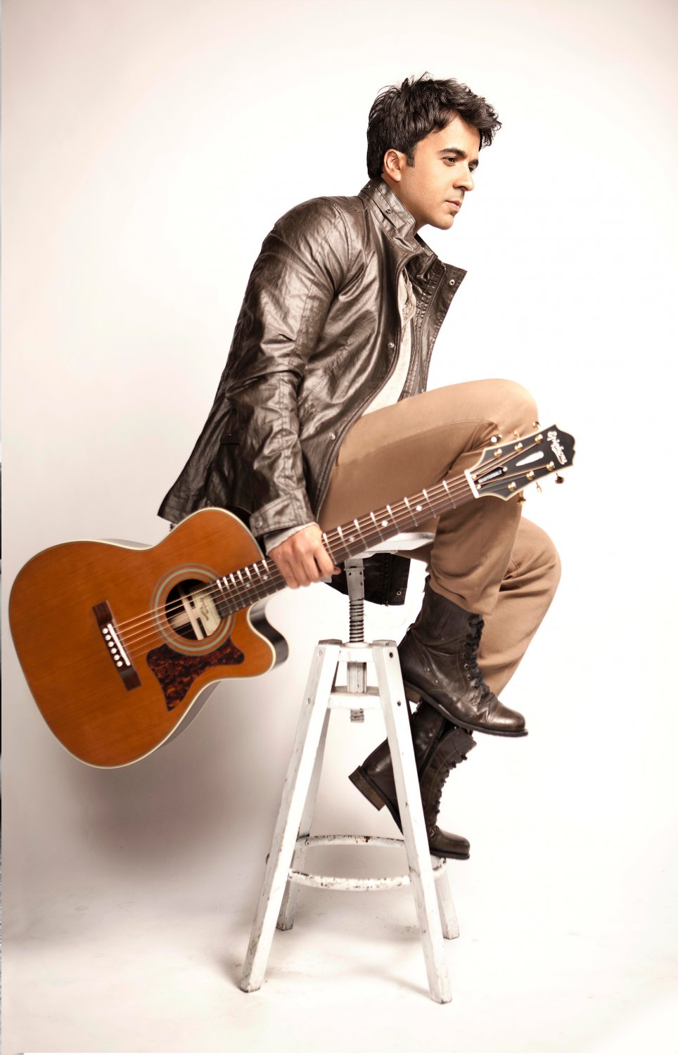 Luis Fonsi 18"x28" (45cm/70cm) Poster