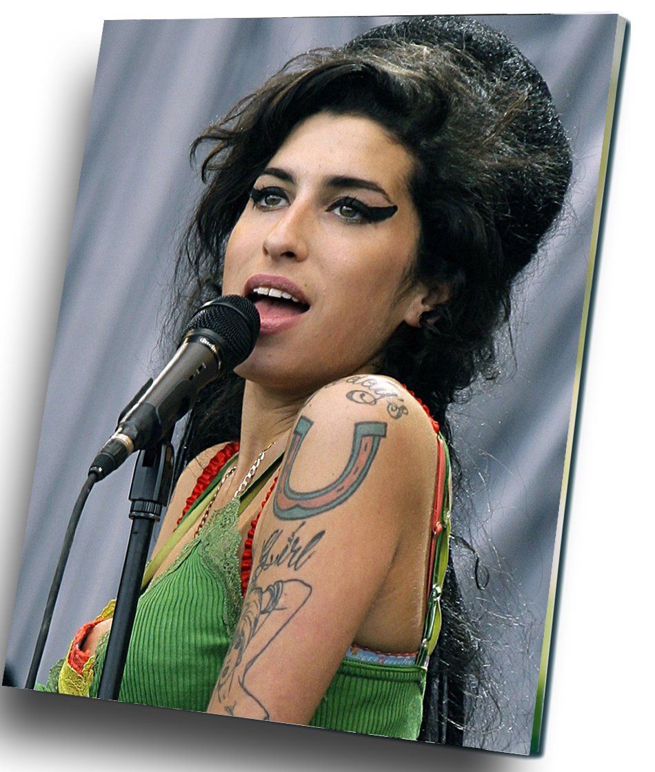 Amy Winehouse 12"x16" (30cm/40cm) Canvas Print