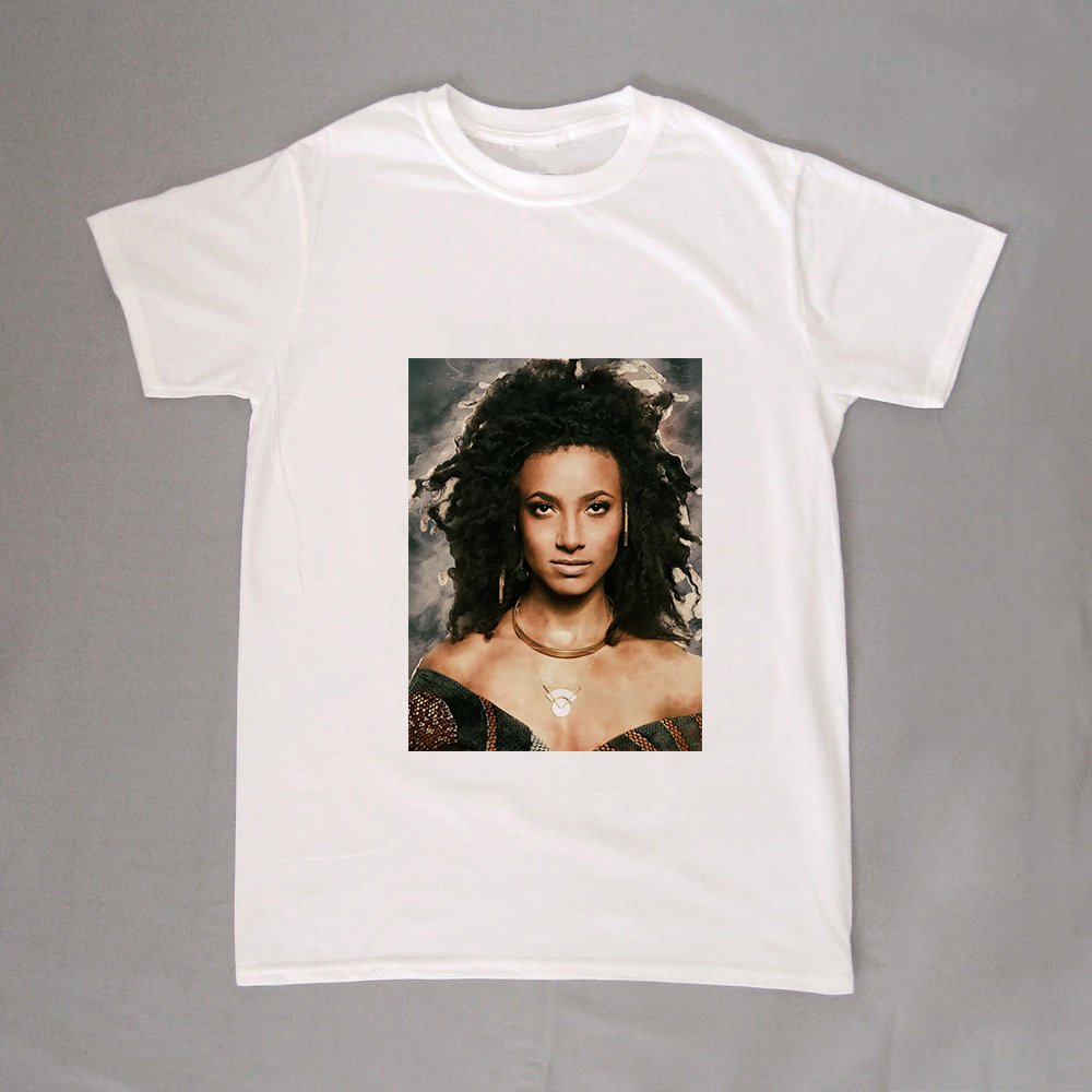 Esperanza Spalding Woman T-Shirt (Available in XS/S/M/L/XL)