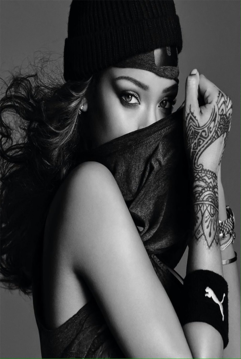Rihanna 13"x19" (32cm/49cm) Poster