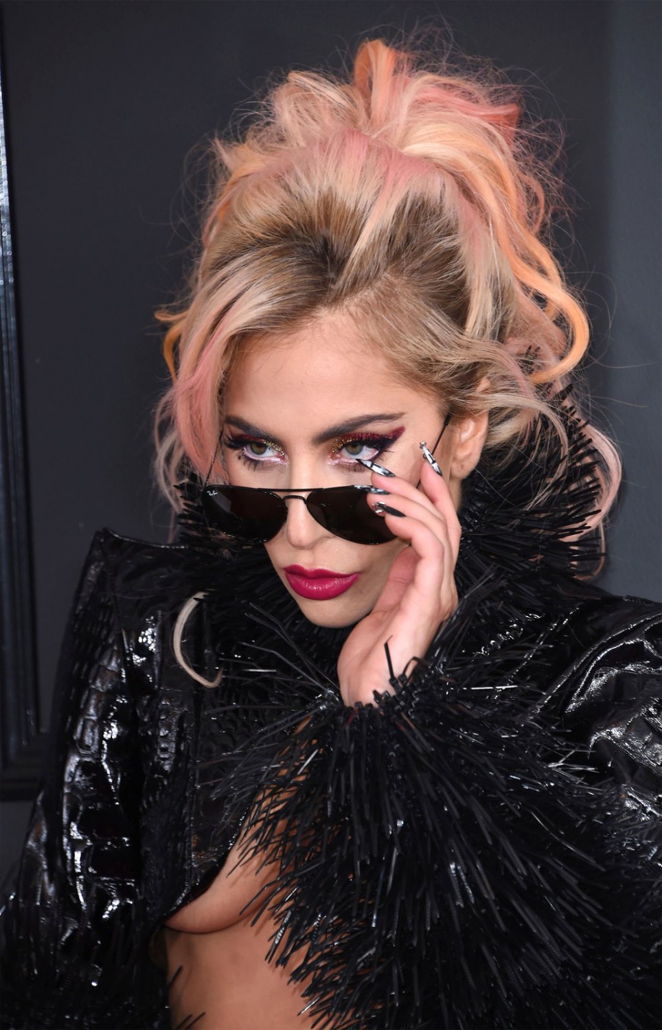 Lady Gaga 13"x19" (32cm/49cm) Canvas Print