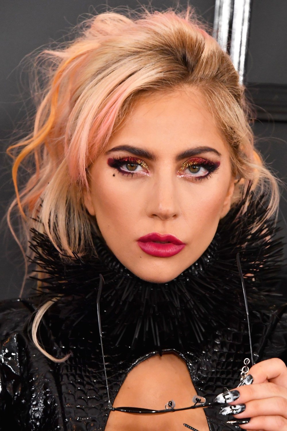 Lady Gaga 13"x19" (32cm/49cm) Canvas Print