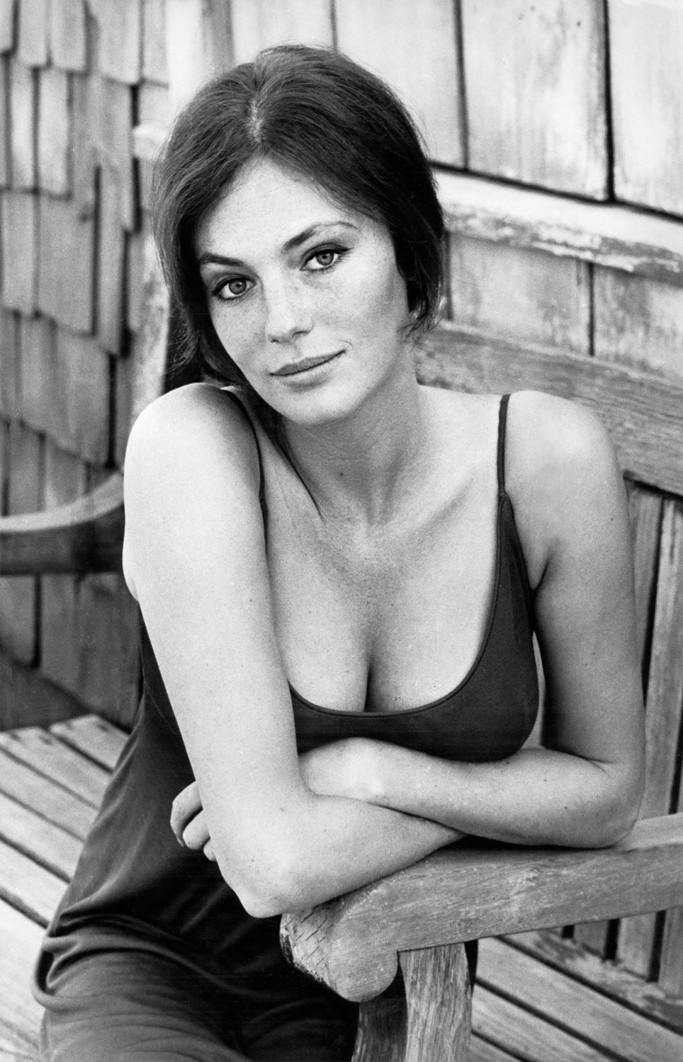 Jacqueline Bisset 18"x28" (45cm/70cm) Poster