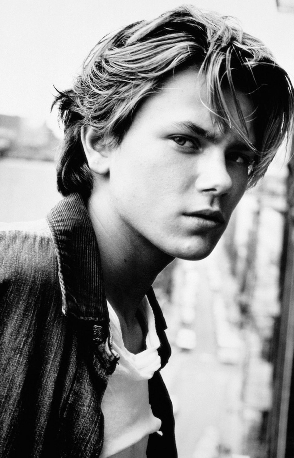 River Phoenix 13"x19" (32cm/49cm) Polyester Fabric Poster