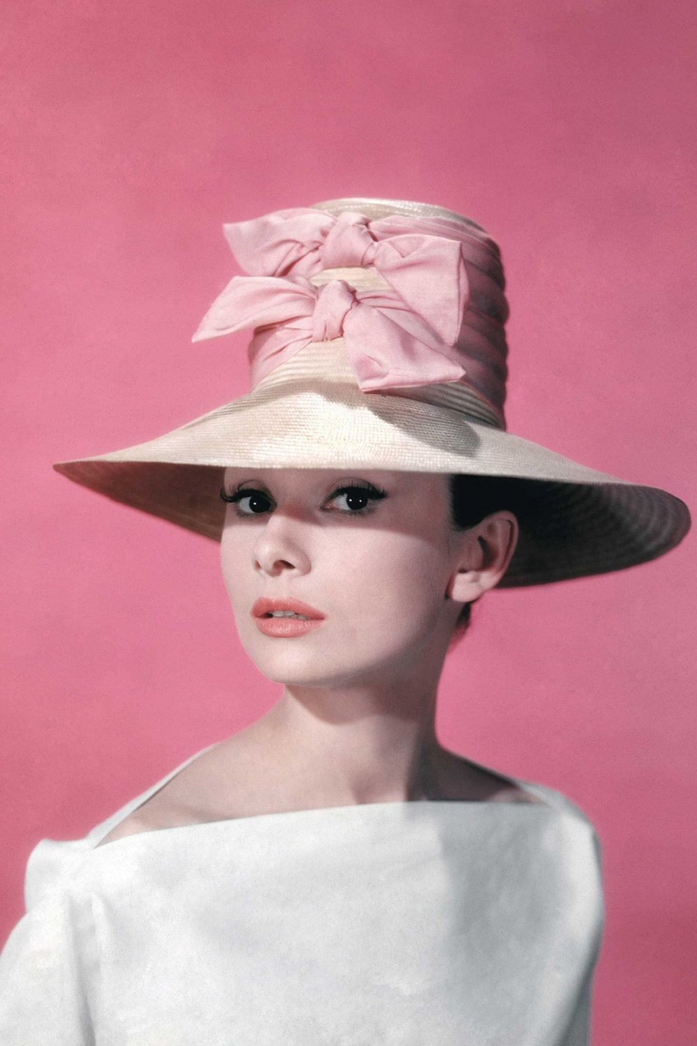Audrey Hepburn  18"x28" (45cm/70cm) Poster