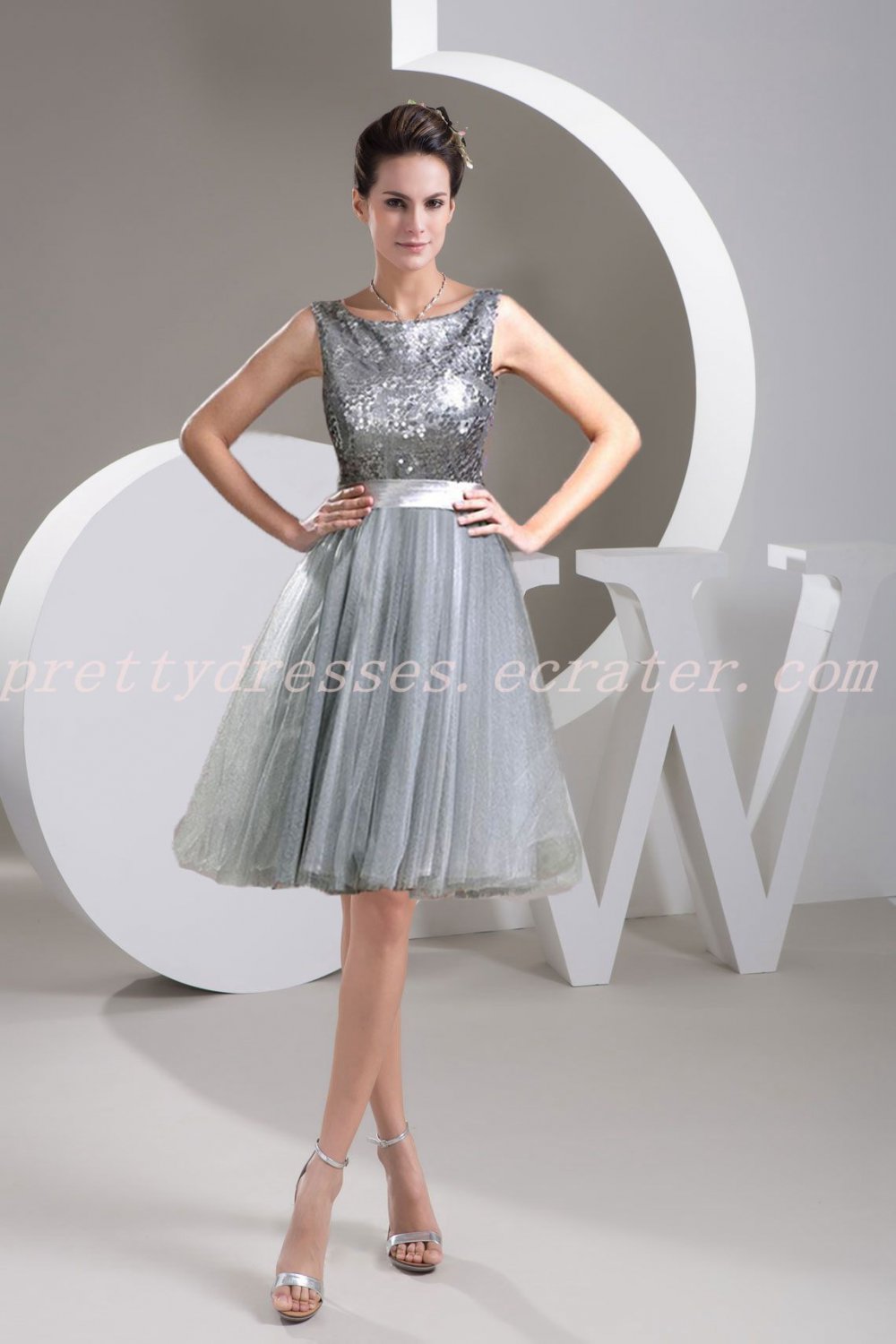 Bateau Neckline Knee Length Silver Gray Short Prom Dress