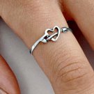 .925 Sterling Silver Ring size 8 Arrow Heart Chevron Ladies Womens Kids New p89