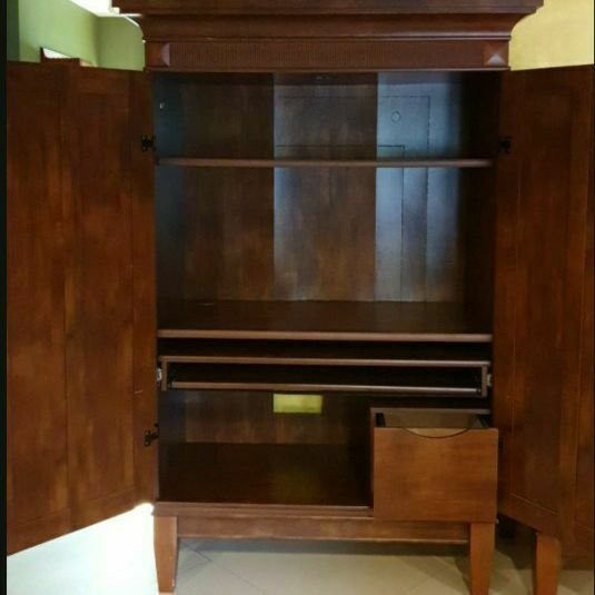 SAUDER Office Computer Armoire Desk Cherry computer Armoire desk