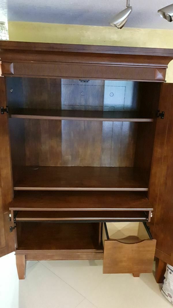 SAUDER Office Computer Armoire Desk Cherry computer Armoire desk