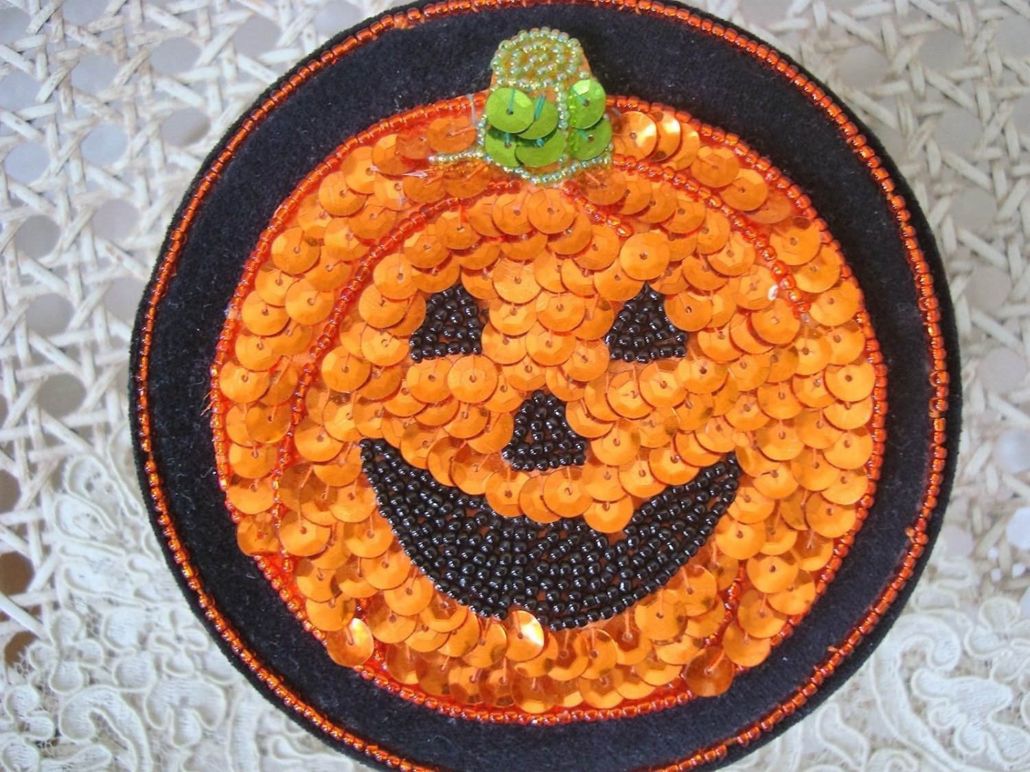 ROUND PUMPKIN JACK O'LANTERN SEQUINS & BEADS HALLOWEEN TRINKET BOX **SO CUTE**